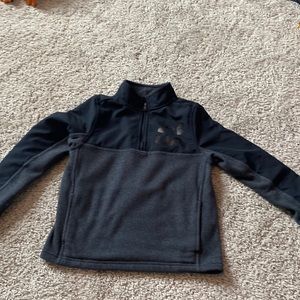 Youth Small Under Armor pull over